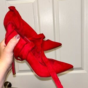 Red Pumps